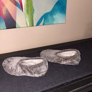 Brown & white slip on casual footwear comfy slippers loungewear fashion shoes